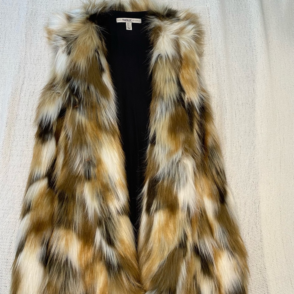 Zara vest